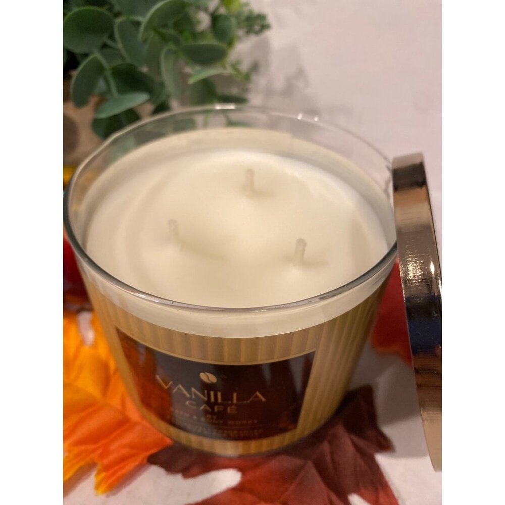 Bath & Body Works “Vanilla Cafe” NEW 3 Wick Candle - Picture 3 of 7